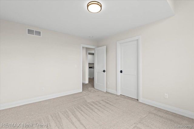 209 MOUNTAIN VIEW LANE, Milford Village, MI 48381