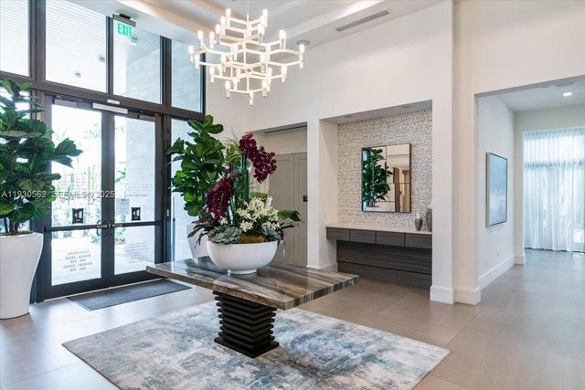 4636 NW 84th Ave 13, Doral, FL 33166