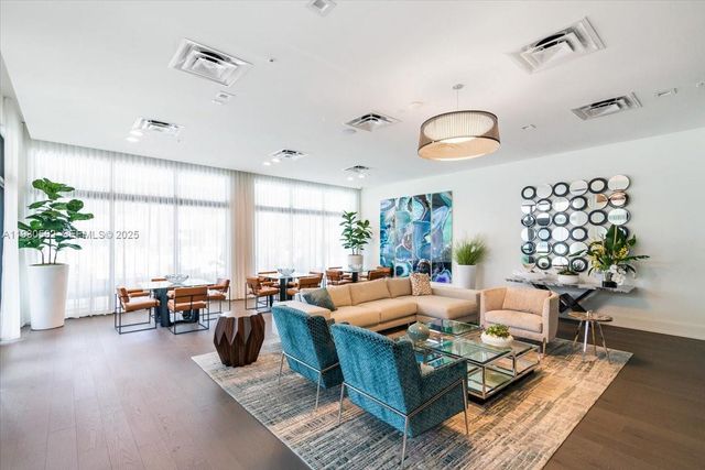 4636 NW 84th Ave 13, Doral, FL 33166