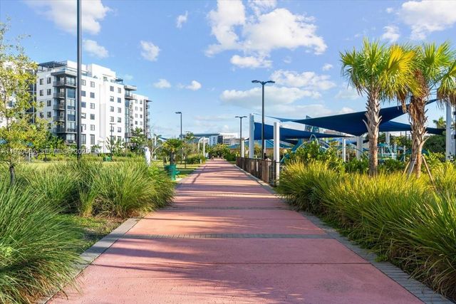 4636 NW 84th Ave 13, Doral, FL 33166