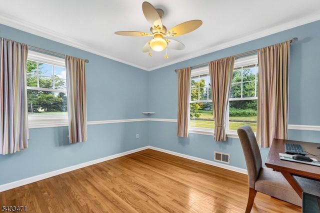 31 Samuel Dr, Raritan Twp., NJ 08822
