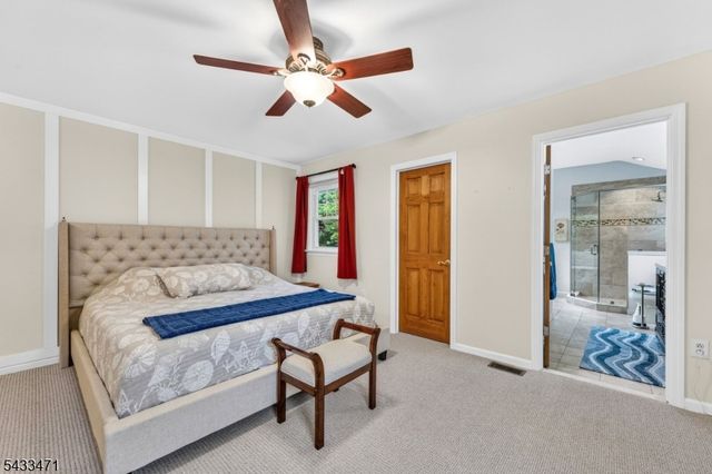 31 Samuel Dr, Raritan Twp., NJ 08822