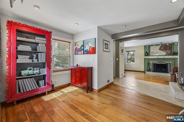 61 Julia Street, Closter, NJ 07624