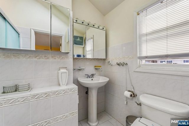 61 Julia Street, Closter, NJ 07624