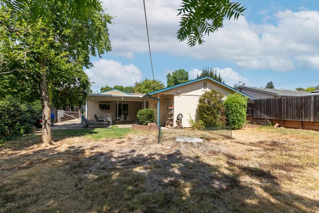 5813 Rich Hill Dr, Orangevale, CA 95662