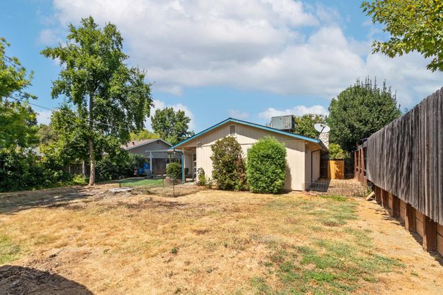 5813 Rich Hill Dr, Orangevale, CA 95662