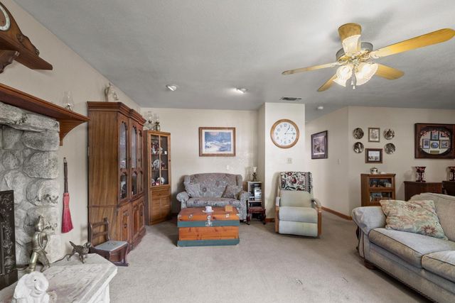 5813 Rich Hill Dr, Orangevale, CA 95662