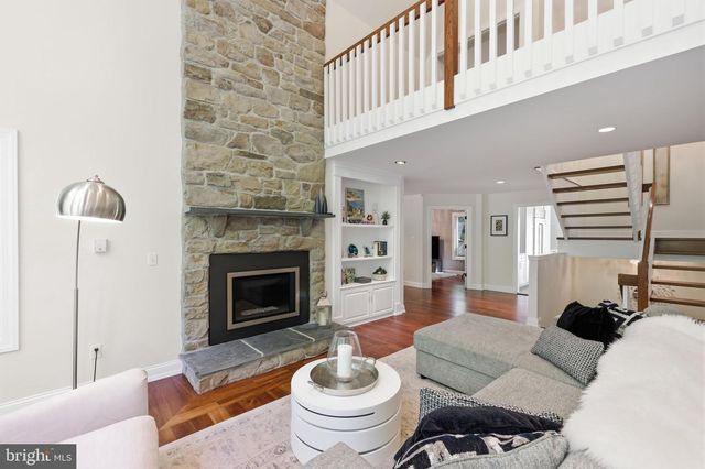 4757 UPPER MOUNTAIN RD, New Hope, PA 18938