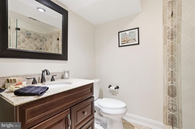 4757 UPPER MOUNTAIN RD, New Hope, PA 18938