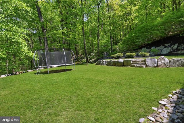 4757 UPPER MOUNTAIN RD, New Hope, PA 18938