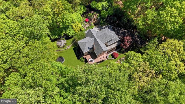 4757 UPPER MOUNTAIN RD, New Hope, PA 18938