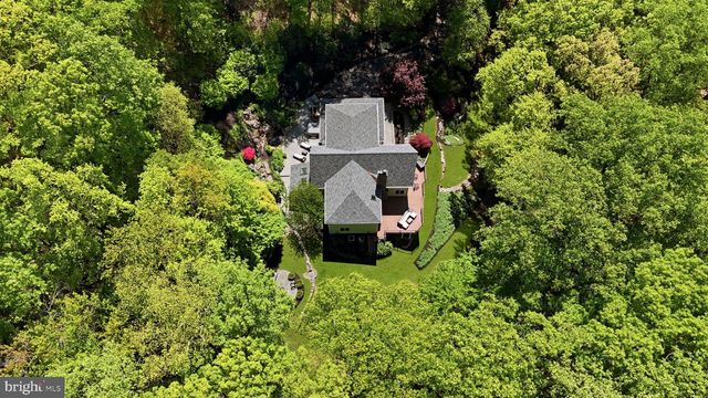4757 UPPER MOUNTAIN RD, New Hope, PA 18938