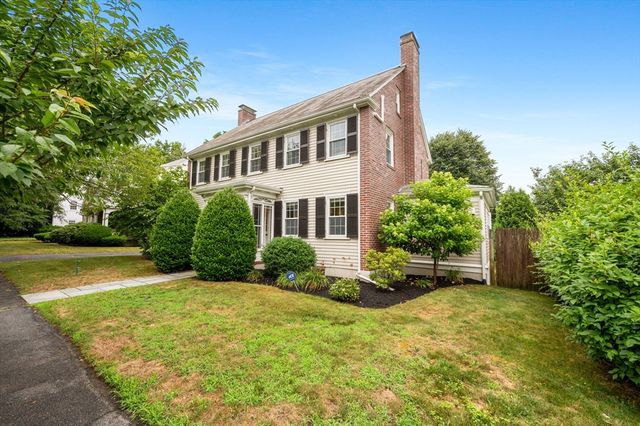 11 Standish Rd, Milton, MA 02186