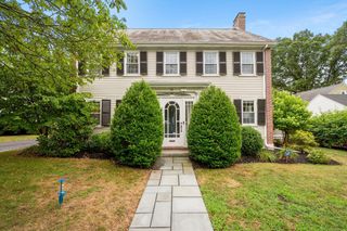 11 Standish Rd, Milton, MA 02186