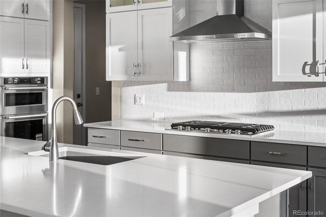 8778 Summerwalk Trail, Littleton, CO 80125