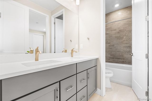 8778 Summerwalk Trail, Littleton, CO 80125