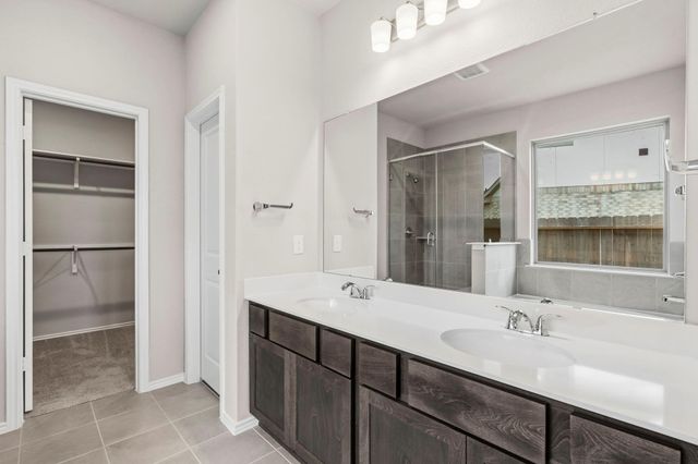 231 Bright Valley Way, Richmond, TX 77406