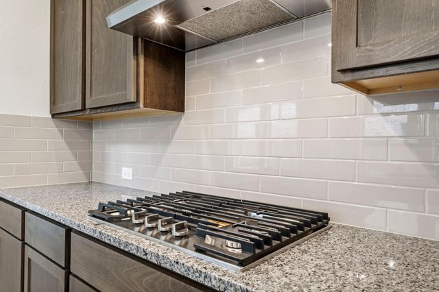 231 Bright Valley Way, Richmond, TX 77406