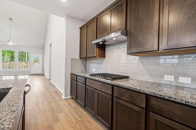 231 Bright Valley Way, Richmond, TX 77406