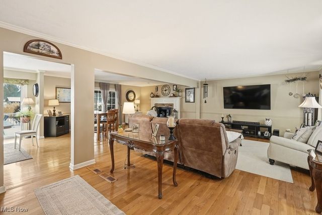 2090 Sand Run Knolls Drive, Akron, OH 44313