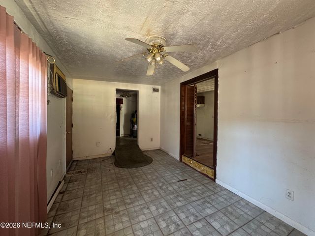 2560 ROBERT Street, Jacksonville, FL 32209