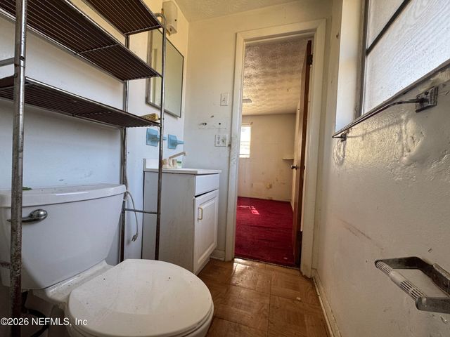 2560 ROBERT Street, Jacksonville, FL 32209