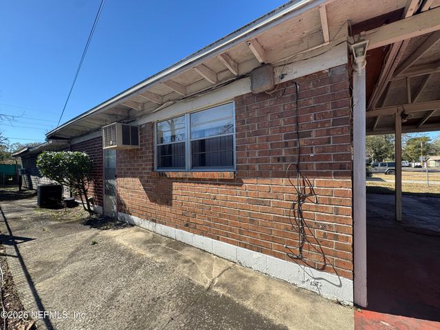 2560 ROBERT Street, Jacksonville, FL 32209