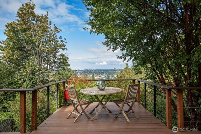 806 W Fulton Street, Seattle, WA 98119