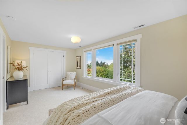 806 W Fulton Street, Seattle, WA 98119