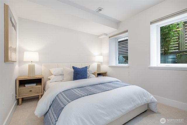 806 W Fulton Street, Seattle, WA 98119