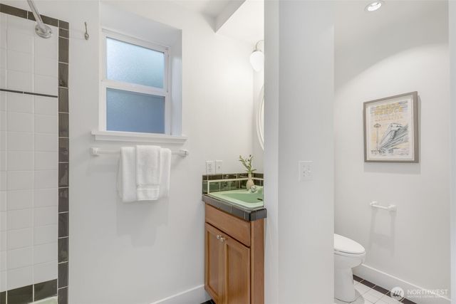 806 W Fulton Street, Seattle, WA 98119