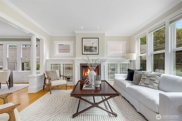 806 W Fulton Street, Seattle, WA 98119