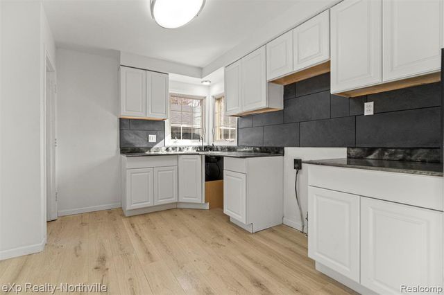 4675 Julius Boulevard, Westland, MI 48186