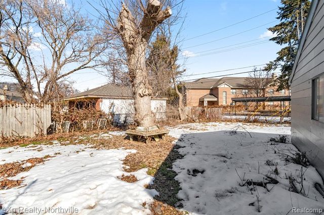 4675 Julius Boulevard, Westland, MI 48186