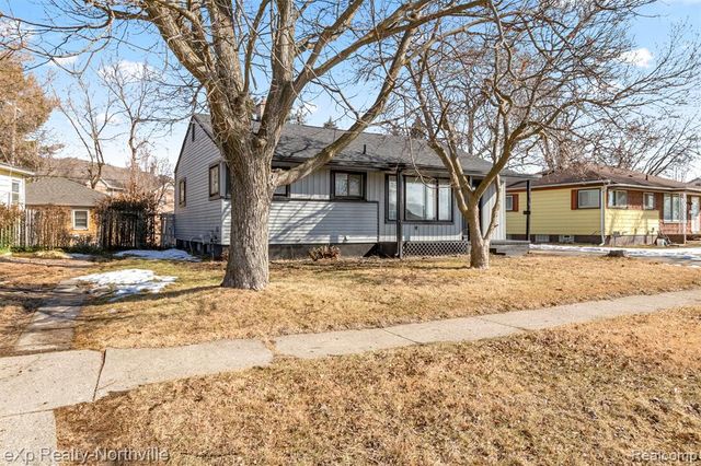 4675 Julius Boulevard, Westland, MI 48186