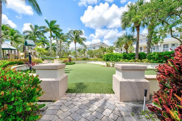 276 Murcia Drive 313, Jupiter, FL 33458