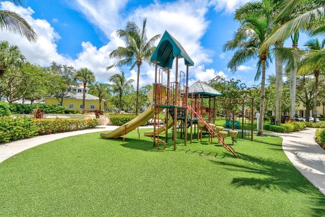 276 Murcia Drive 313, Jupiter, FL 33458