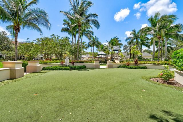 276 Murcia Drive 313, Jupiter, FL 33458