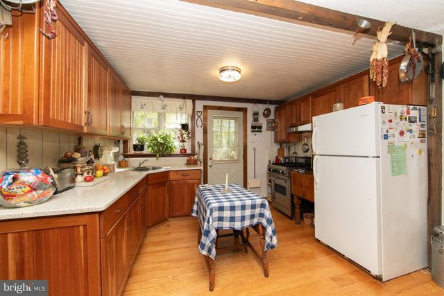 49 TATUM RD, Franklinville, NJ 08322