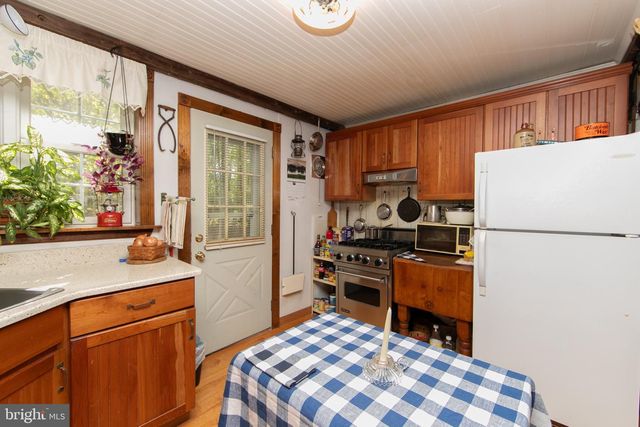 49 TATUM RD, Franklinville, NJ 08322