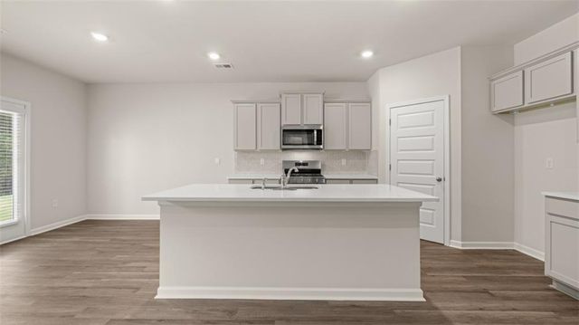 595 Great Salt Lane, Hoschton, GA 30548