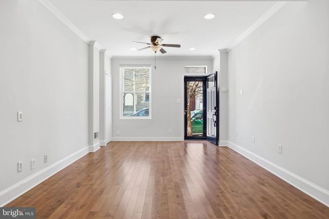 411 S CHESTER ST, Baltimore, MD 21231