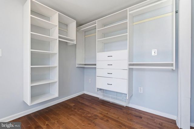 411 S CHESTER ST, Baltimore, MD 21231