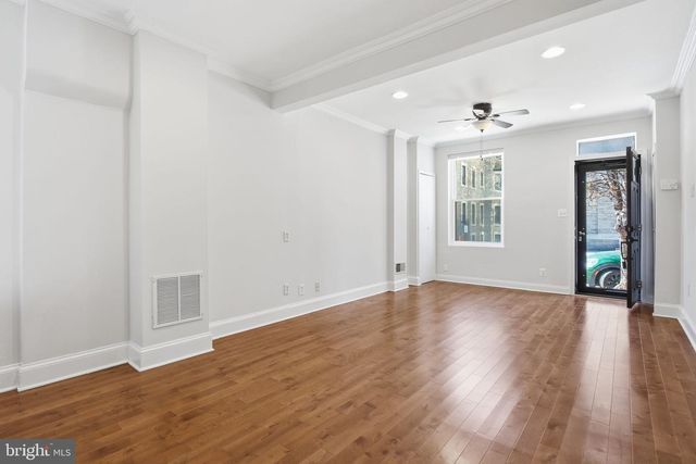 411 S CHESTER ST, Baltimore, MD 21231