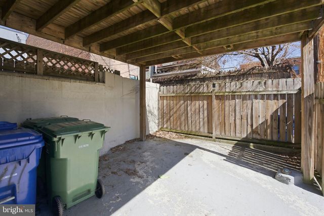 411 S CHESTER ST, Baltimore, MD 21231