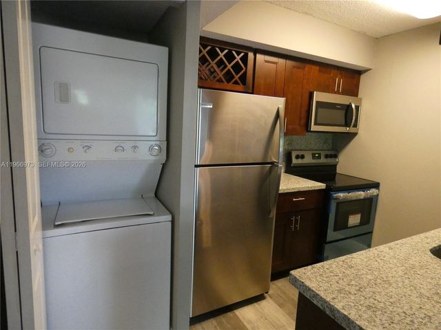 5740 Rock Island Rd 291, Tamarac, FL 33319