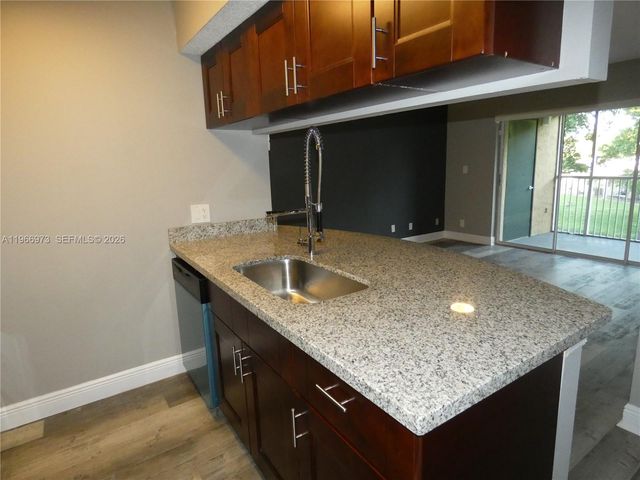 5740 Rock Island Rd 291, Tamarac, FL 33319