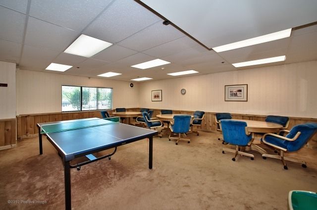 6340 Americana Drive 310, Willowbrook, IL 60527