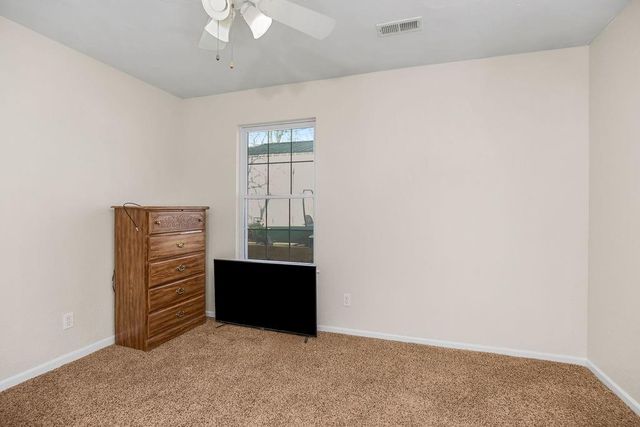 101 Jefferson Avenue, East Lynne, MO 64743