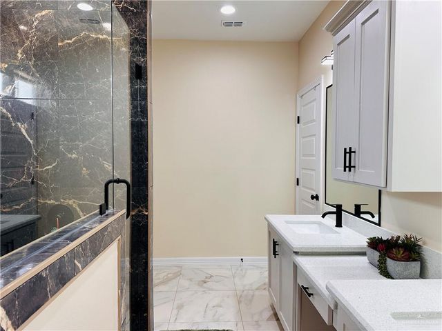 5941 Cardiff Avenue, Edinburg, TX 78542